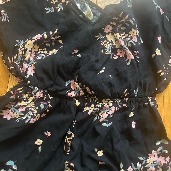 Comfortable Jumpsuit - Picture 3 of 5